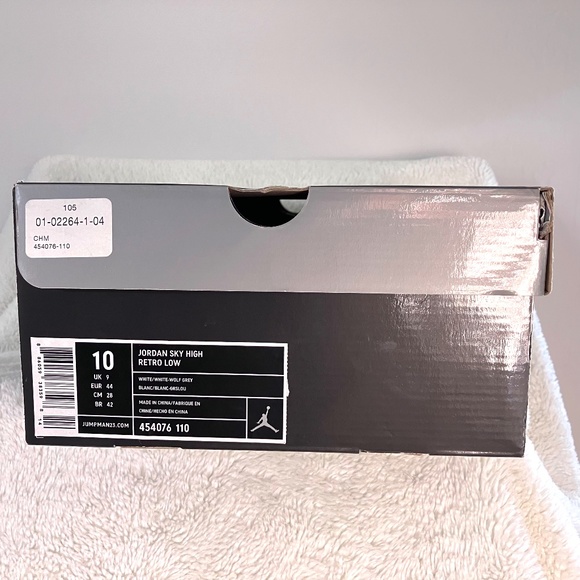 Air Jordan Sky High Retro Low White-Wolf Grey - Picture 6 of 6